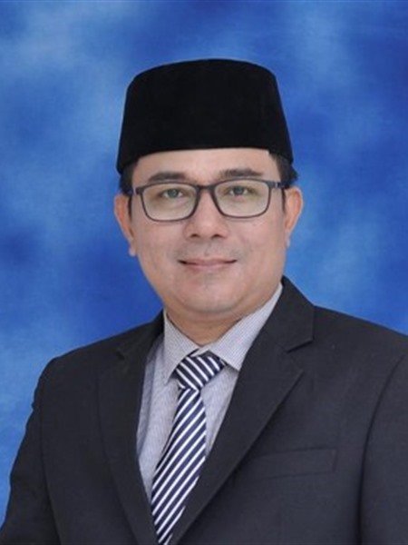 KH. Arie Gifary, S.I.Kom., S.T., M.Pd.